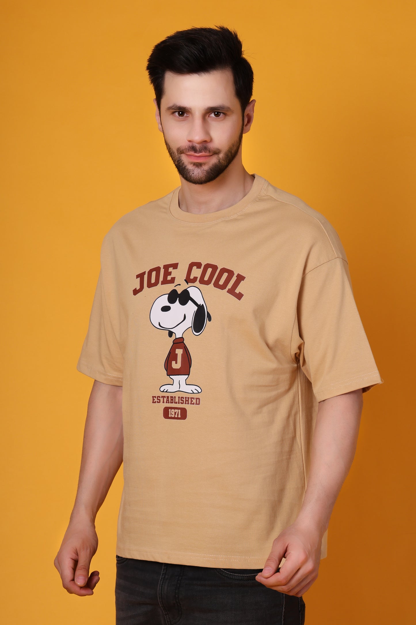 Men’s Beige Oversized Cotton T-Shirt – Snoopy “Joe Cool” Graphic Printed Tee